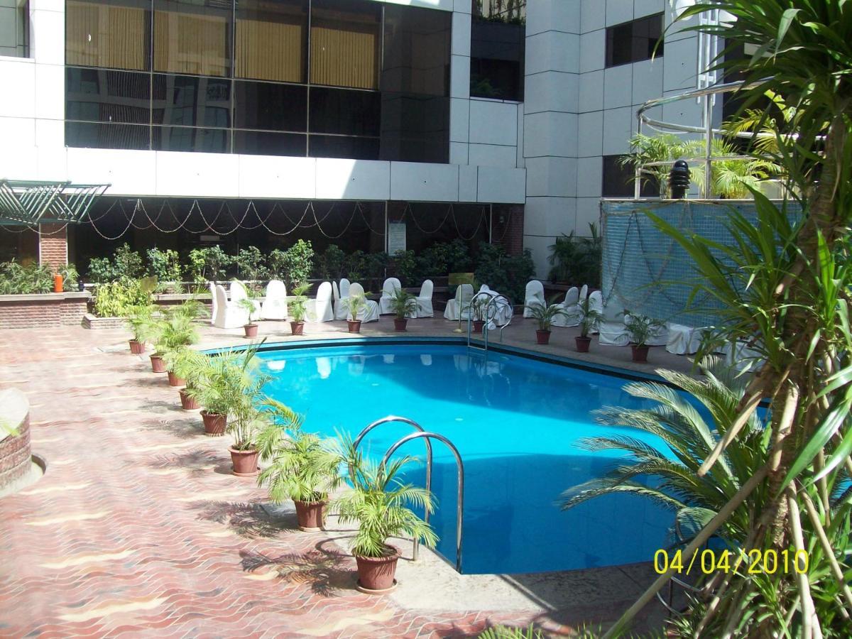 Hotel Kohinoor Continental,Airport مومباي المظهر الخارجي الصورة