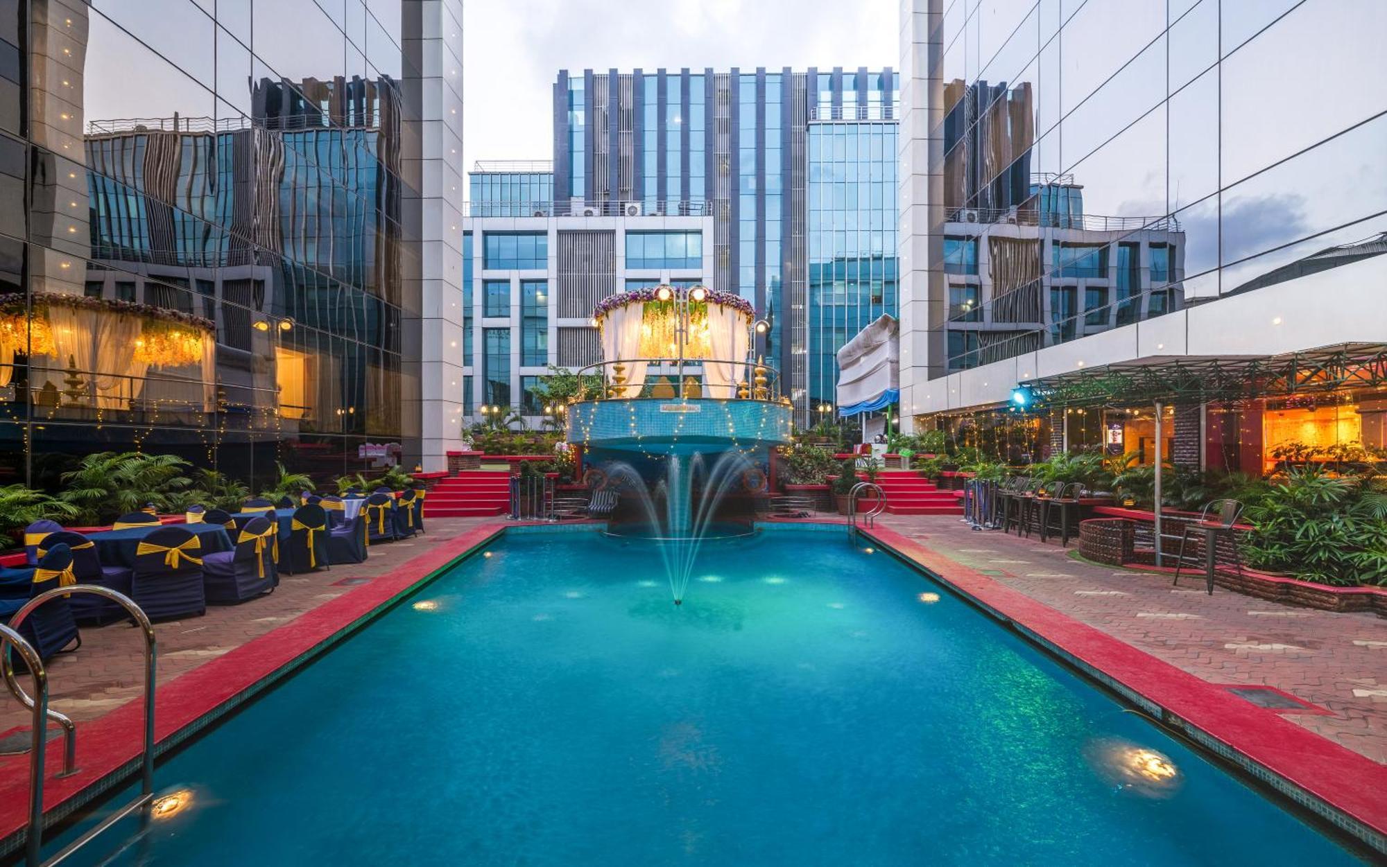 Hotel Kohinoor Continental,Airport مومباي المظهر الخارجي الصورة